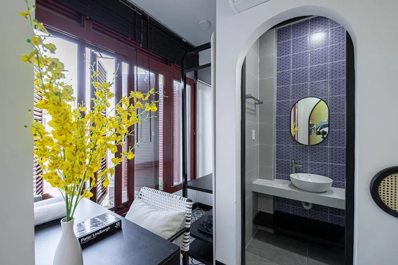 Nha Ba Tu Boutique Homestay Vung Tau 0*,
